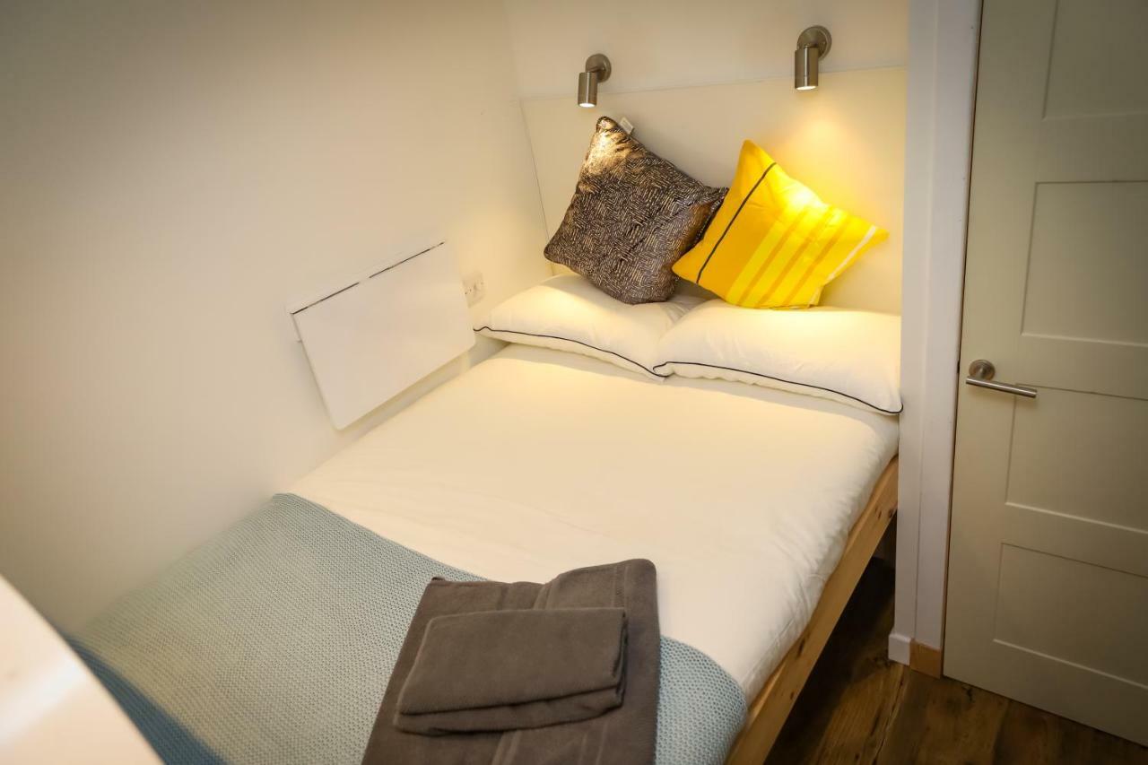 A Unique Experience In A Converted Shipping Containers, Glamness Is Adults Only Inverness Bagian luar foto
